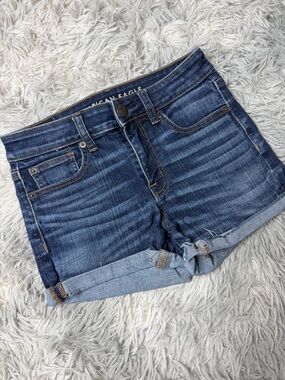 American Eagle AE High Rise Shortie Denim Shorts Size 2